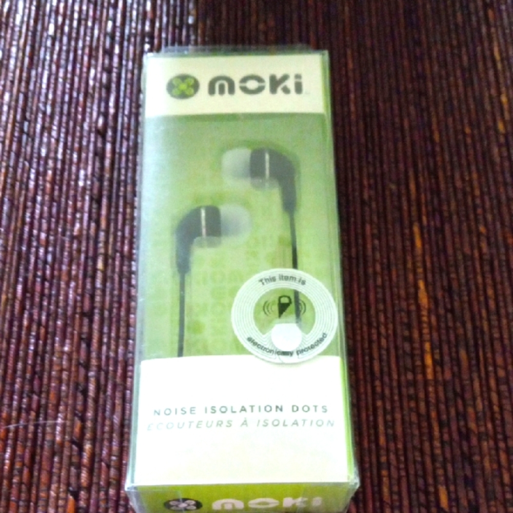 Moki Noise Isolation Earbuds